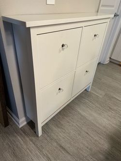 White 4-Drawer Shoe Cabinet with Crystal Knobs