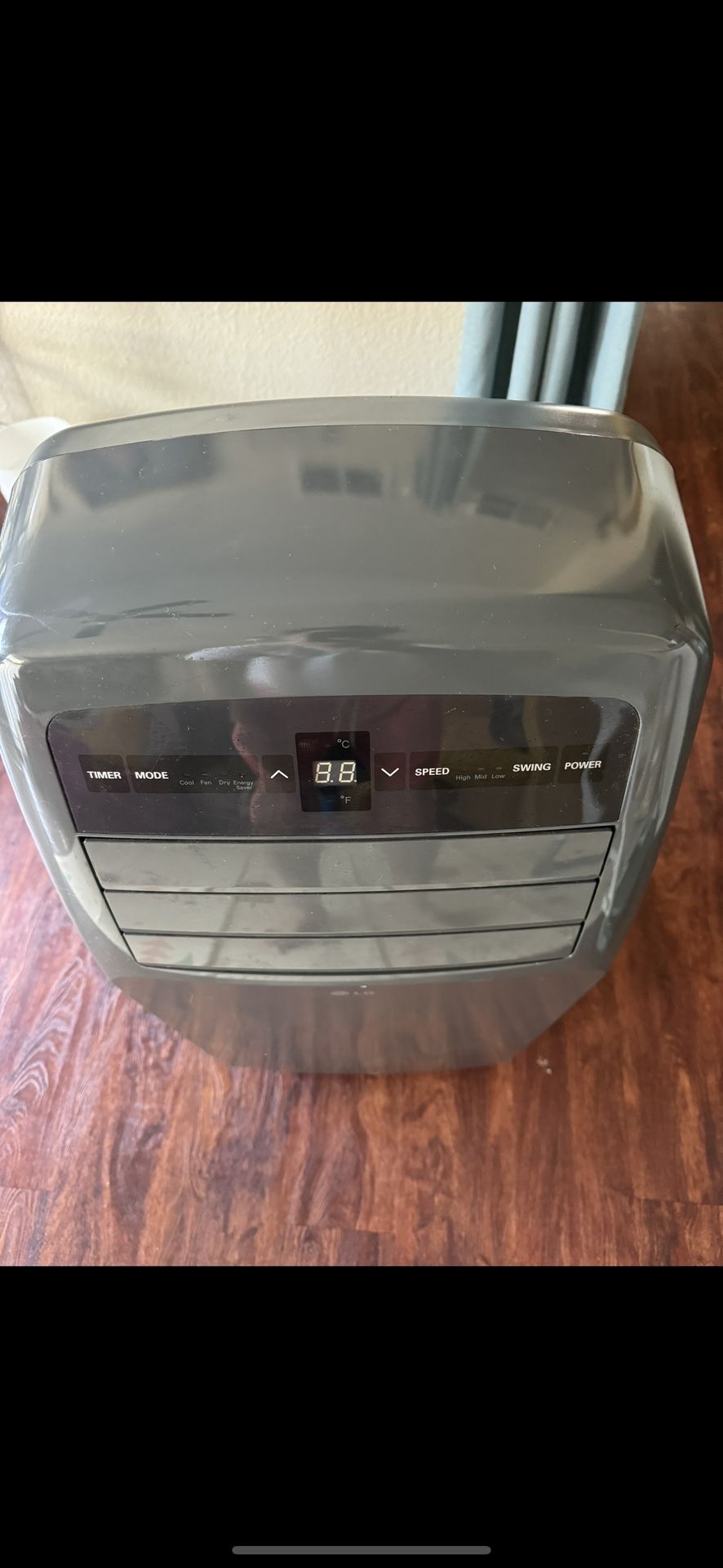 LG AC conditioner COOLING CAPACITY 12,000 Btu/h