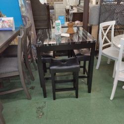 🤗 Counter Height Table With 4 Stools 