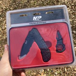 Smith And Wesson Gift Set