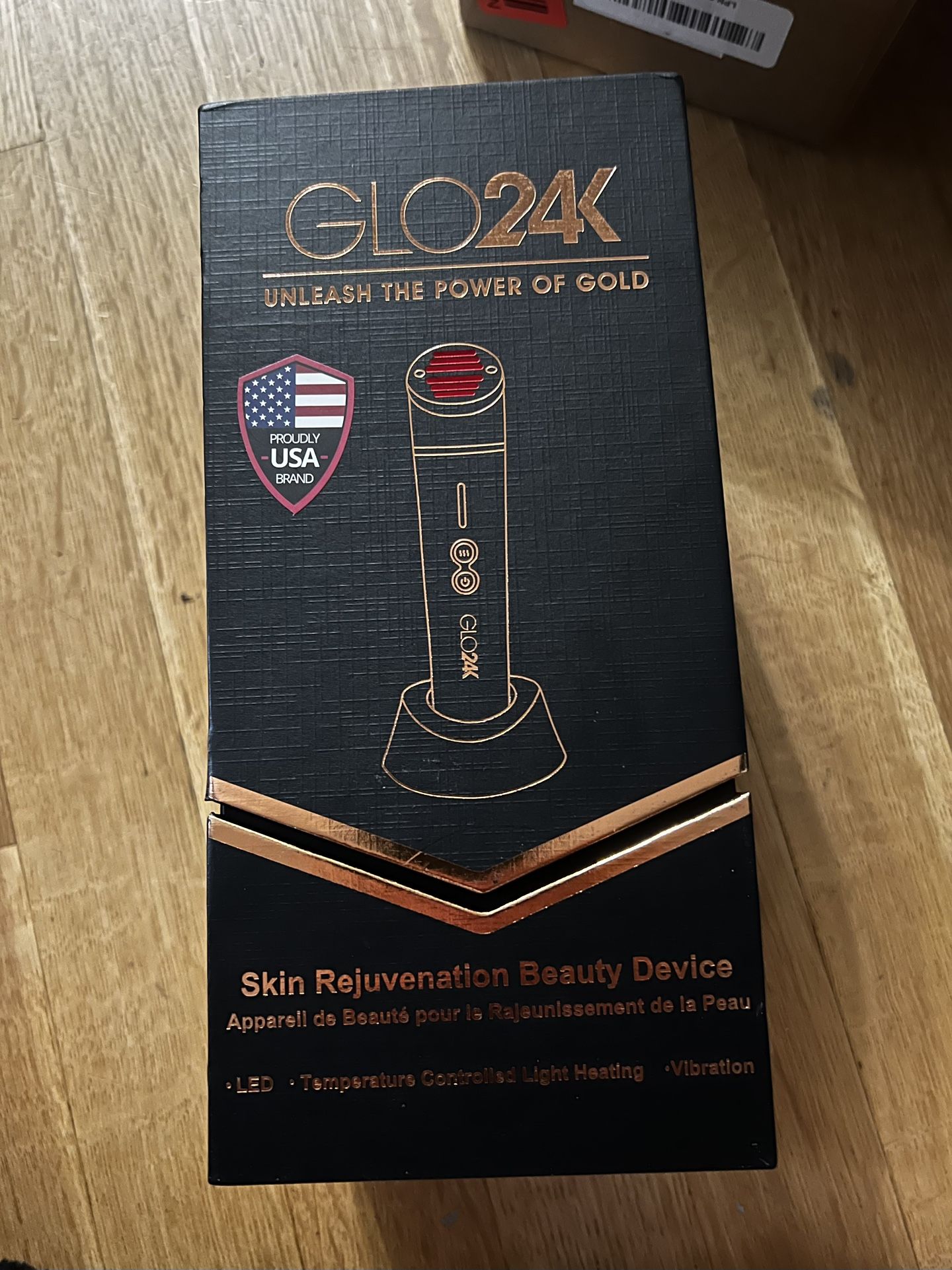 Glo24K Beauty Device For The Face 