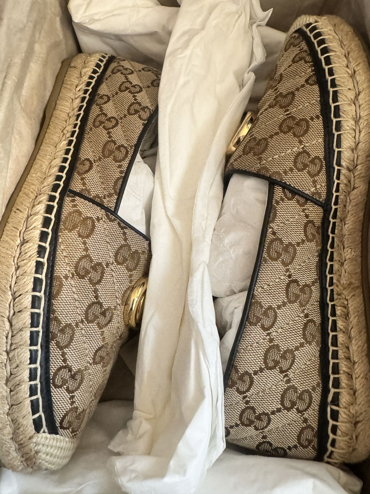 GUCCI SHOES