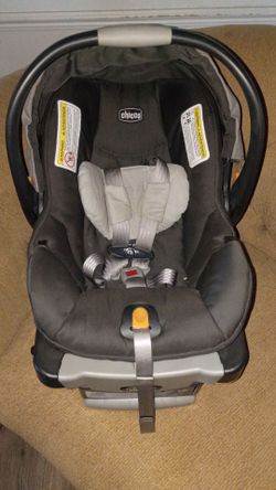 Chicco Keyfit Carseat with Base