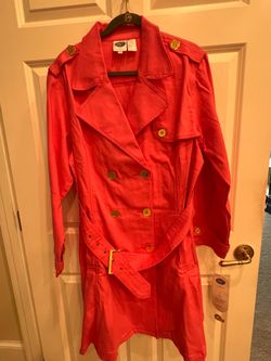 New with tags Ladies Diane Gilman stretch canvas Pink double breasted trench coat 1X