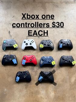Xbox One controllers $30 EACH (FIRM) all tested  and cleaned(NO DELIVERY)