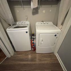 Like New Washer & Dryer