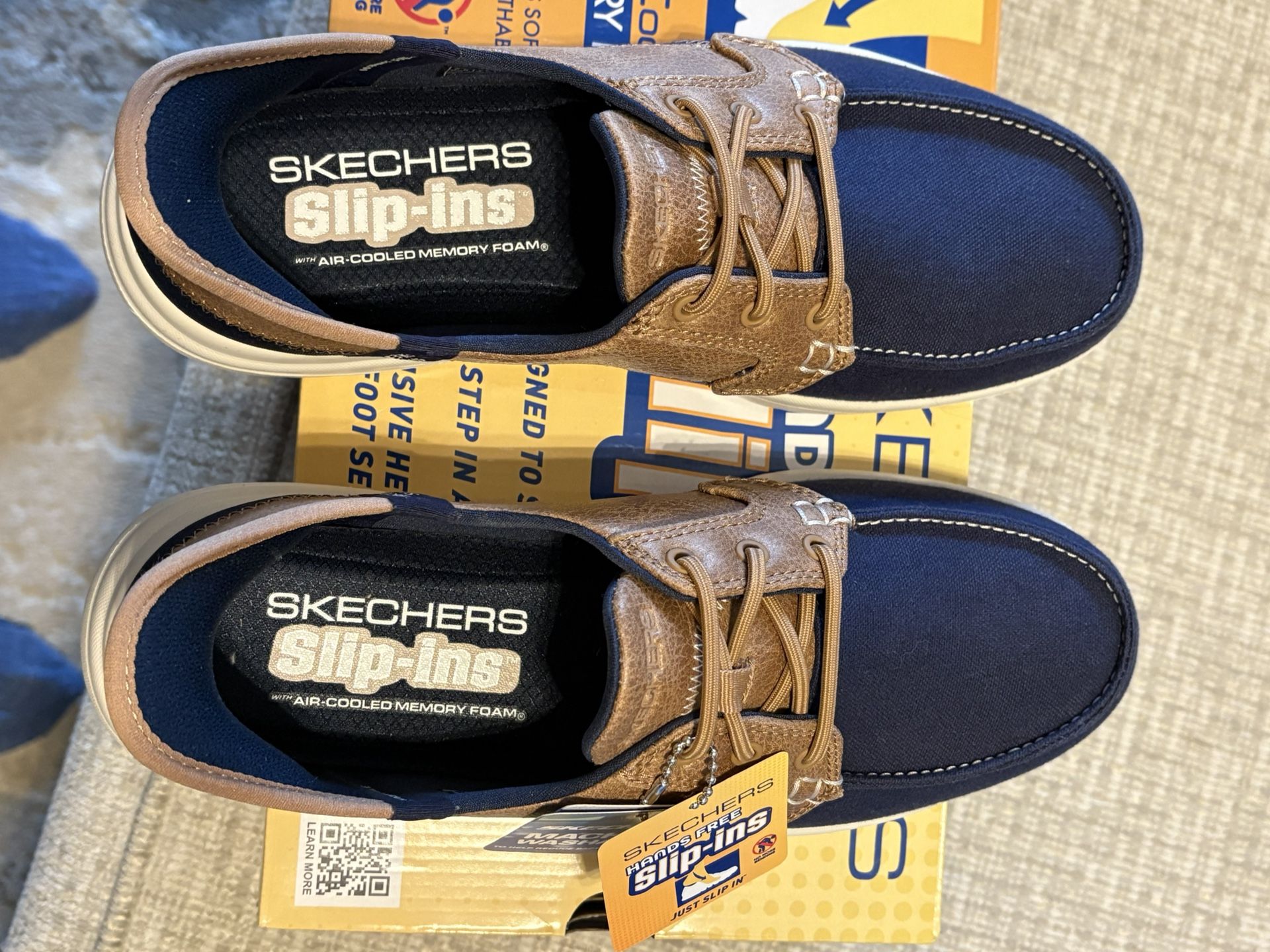 Brand new in the box women’s 7 1/2 boat shoes