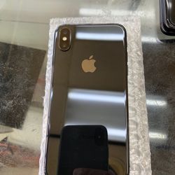 iPhone X 64GB Factory Unlocked (Desebloqueado de factoria)