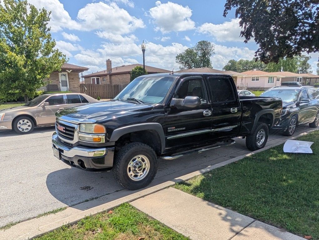 2005 GMC Sierra 2500 HD