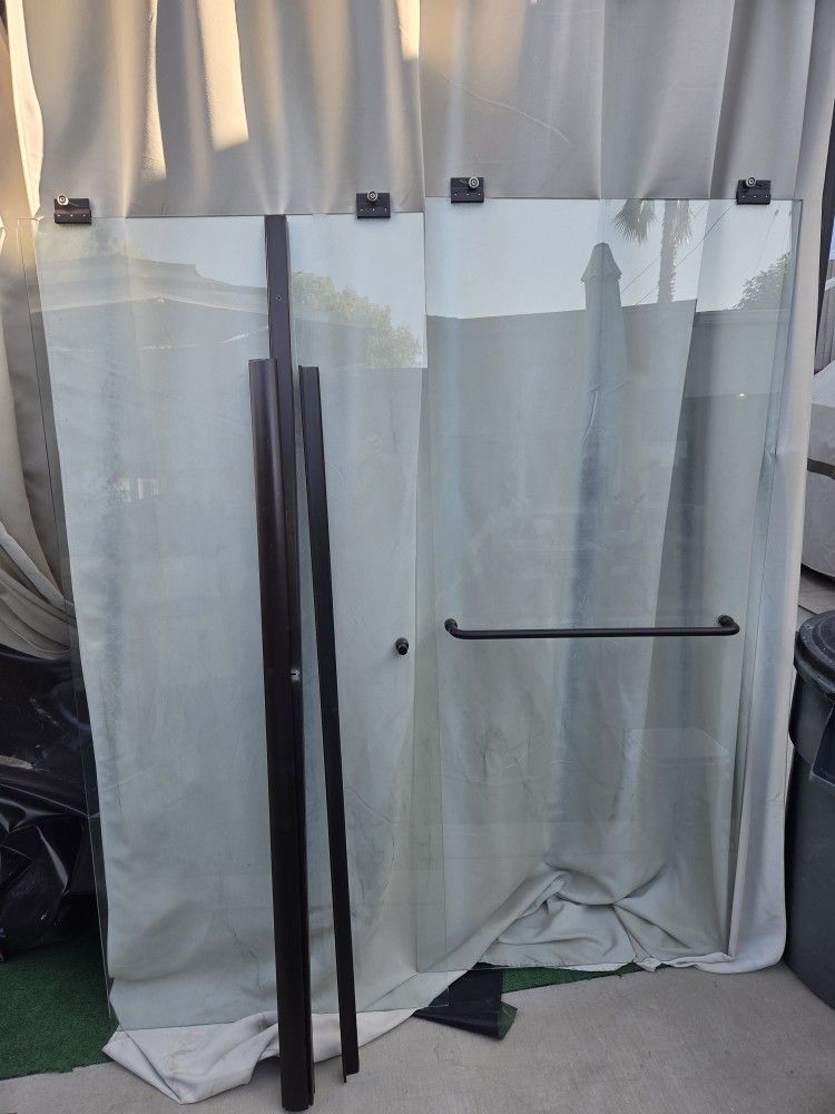 Frameless Sliding Shower Door