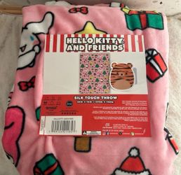 Hello Kitty Christmas Blanket 