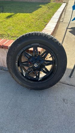 Llantas