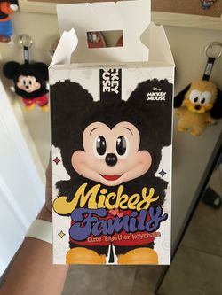 Disney Mickey Family Pop Mart