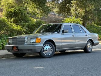 1986 Mercedes-Benz 560 Series