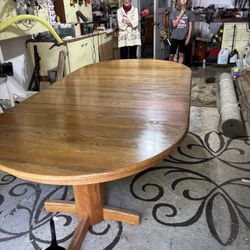 Solid Oak Table (Expandable)