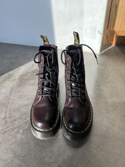 Dr Martens 4UK