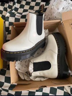 Dr.Martens
