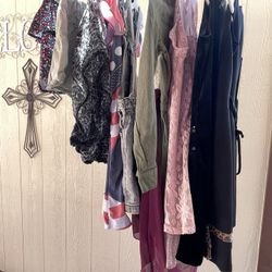Girls Bundle Of Clothes 10 Pieces For $15.00 Size 6x - 8 