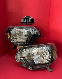 Toyota Tacoma 2012-2015 headlights