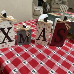 XMAS wood signs  New 