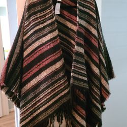 New Maurices Poncho