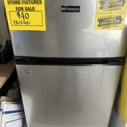 STORE CLOSING SALE