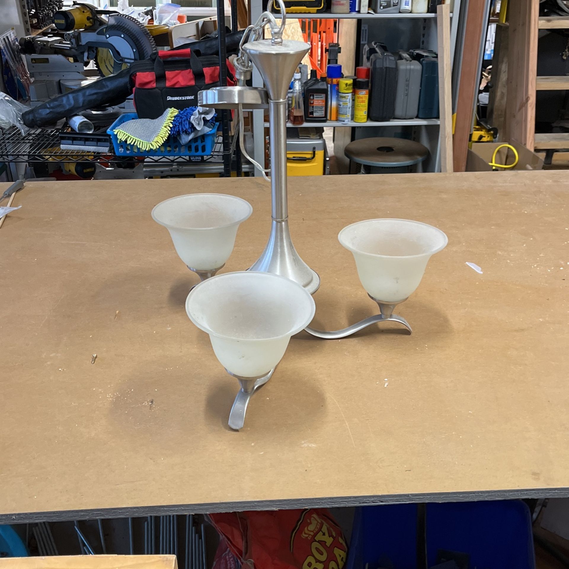 Chandelier (Works Good)