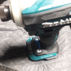 New Makita 1/4 Hex Impact Tool Only