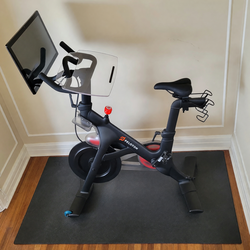 2021 Peloton Bike 21 Inch Screen – Like New with Accessories - San Francisco, CA