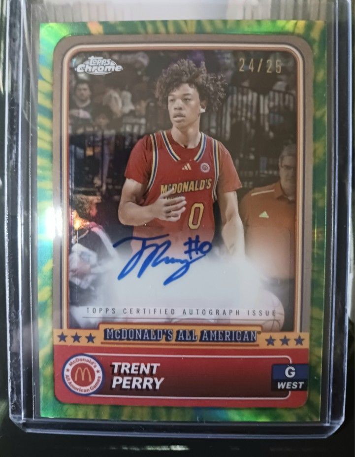 Really Nice Trent Perry Rookie, Auto, # 24/25 Card MINT