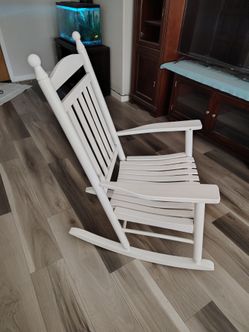 Beautiful white rocking chair!!
