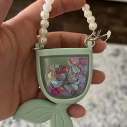 Little Mermaid Tail Holder 