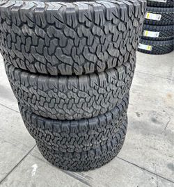 275/65/18 bfgoodrich 📍📍 Vendo un set de llantas con 80% de vida las 4 📍🌟