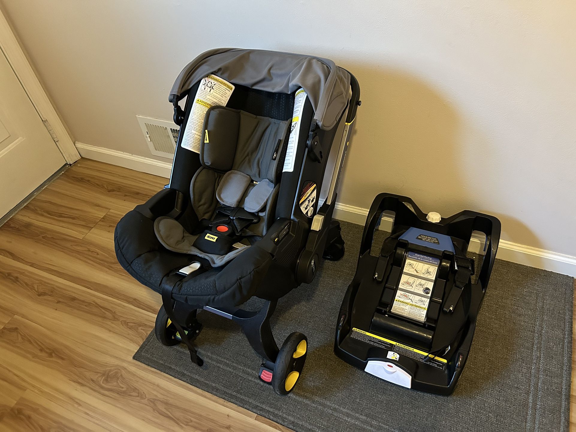 Doona car Seat & Stroller