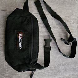 Unisex #Fannypack  #Eastpack 