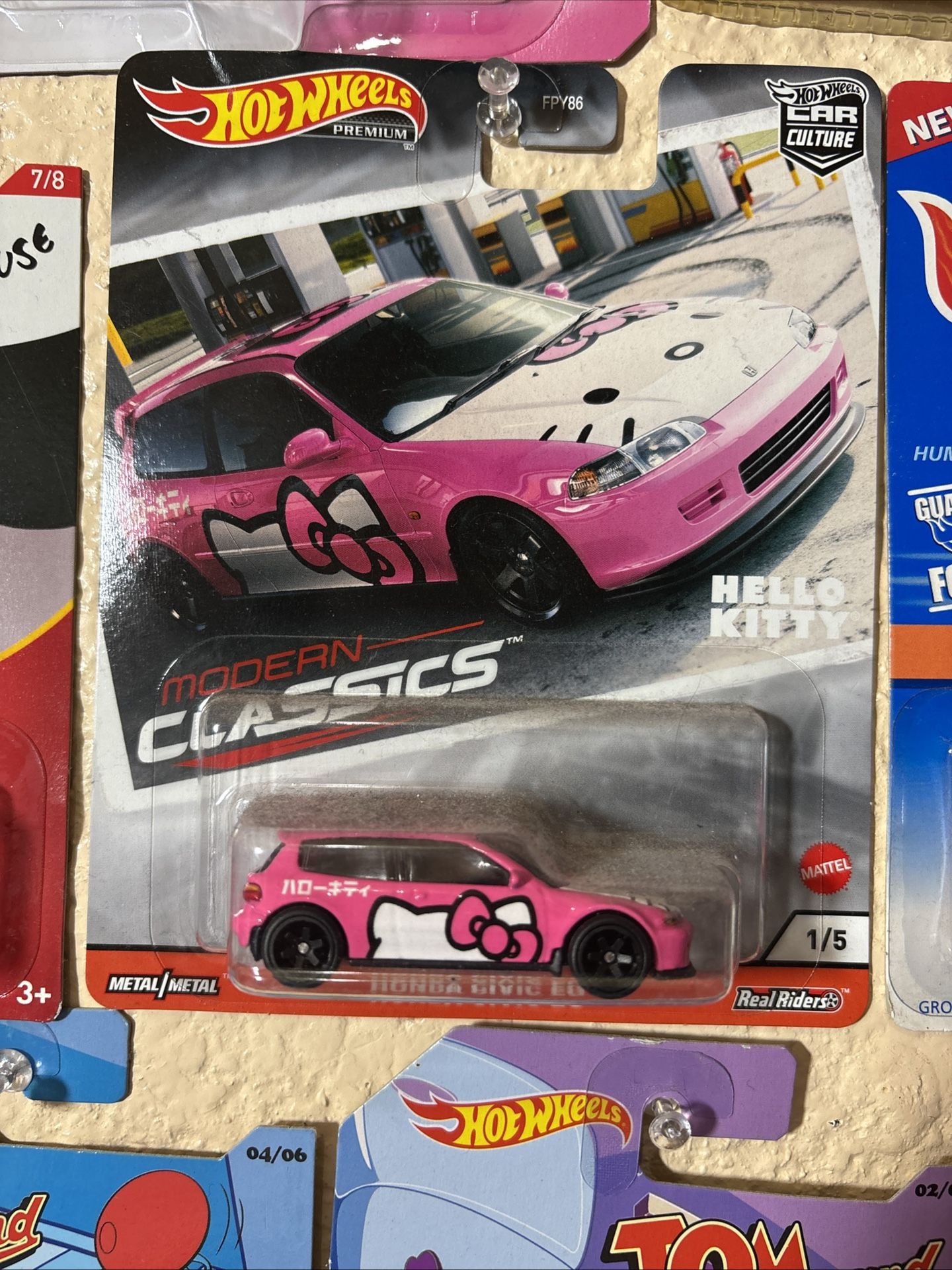 Hot Wheels x Hello Kitty Honda Civic EG