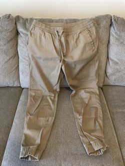 Tan Joggers Men’s size large , urban pipe line brand.
