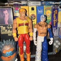 Hulk Hogan & Rey Mysterio WWE Figure Bundle!!!