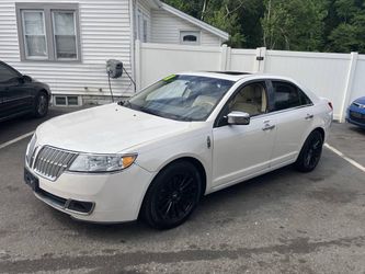 2011 Lincoln MKZ