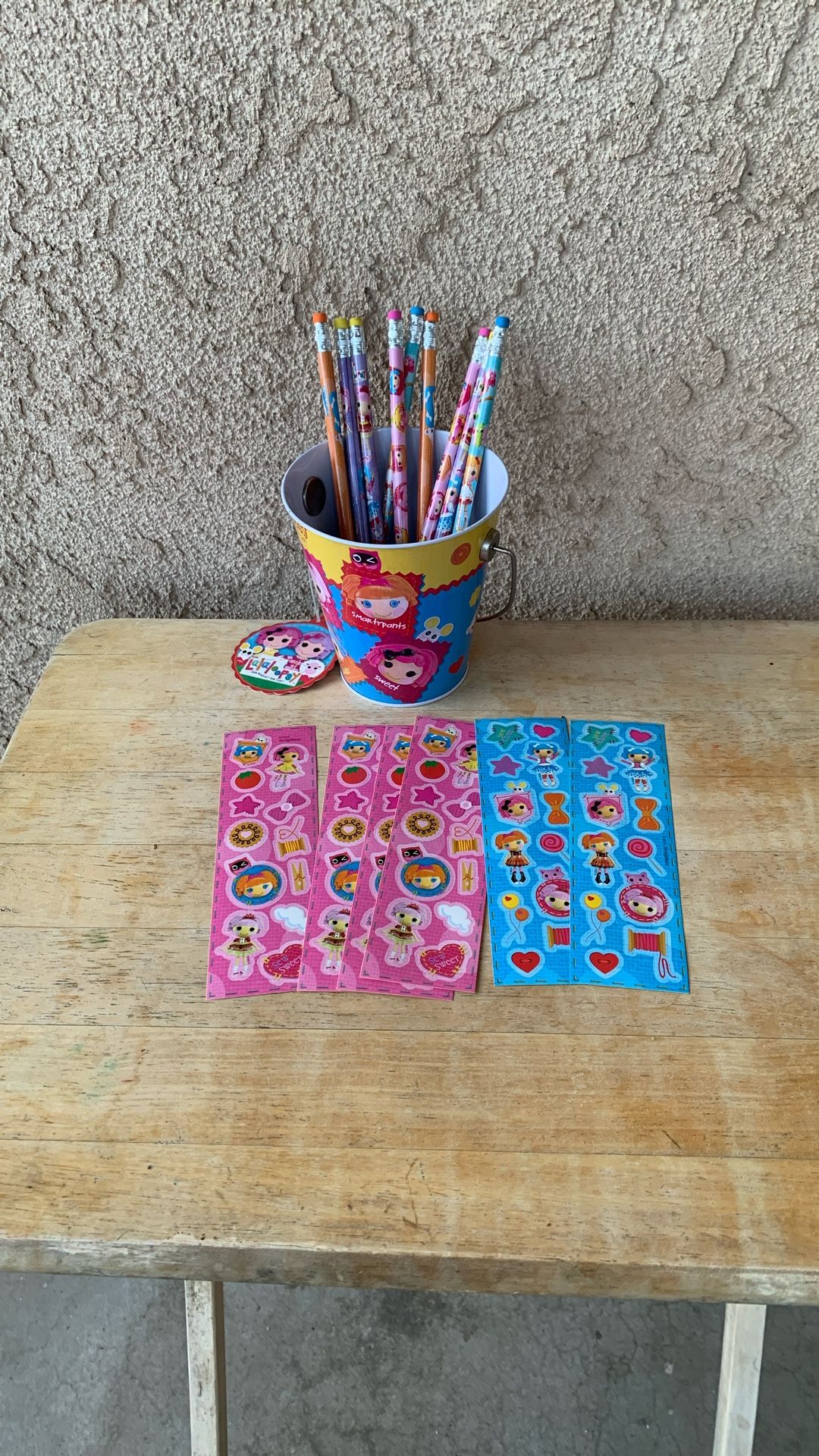 LALALOOPSY BUCKET,LALALOOPSY PENCILS,STICKER SHEETS LALALOOPSY BLIND BOXES,2 RINGS