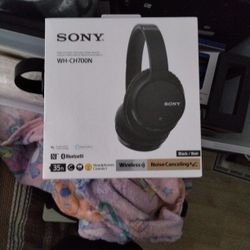 Wireless Noise Canceling Earphones