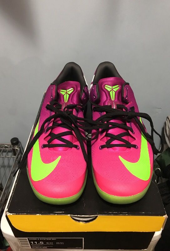 Nike kobe 8 Mambacurial size 11.5 VNDS