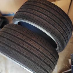 2-295/30/22 Tires