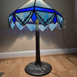 Tiffany Style Lamp