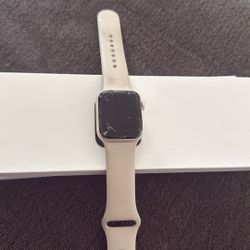 Apple Watch SE 