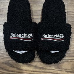 Balenciaga Slides 