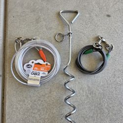 DOG TIE OUT STAKE AND TWO CABLES 