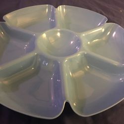 Vegetable Tray 6 Compartments With A Middle Round One