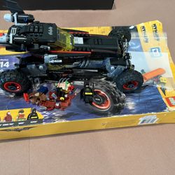 Lego Batmobile 70905