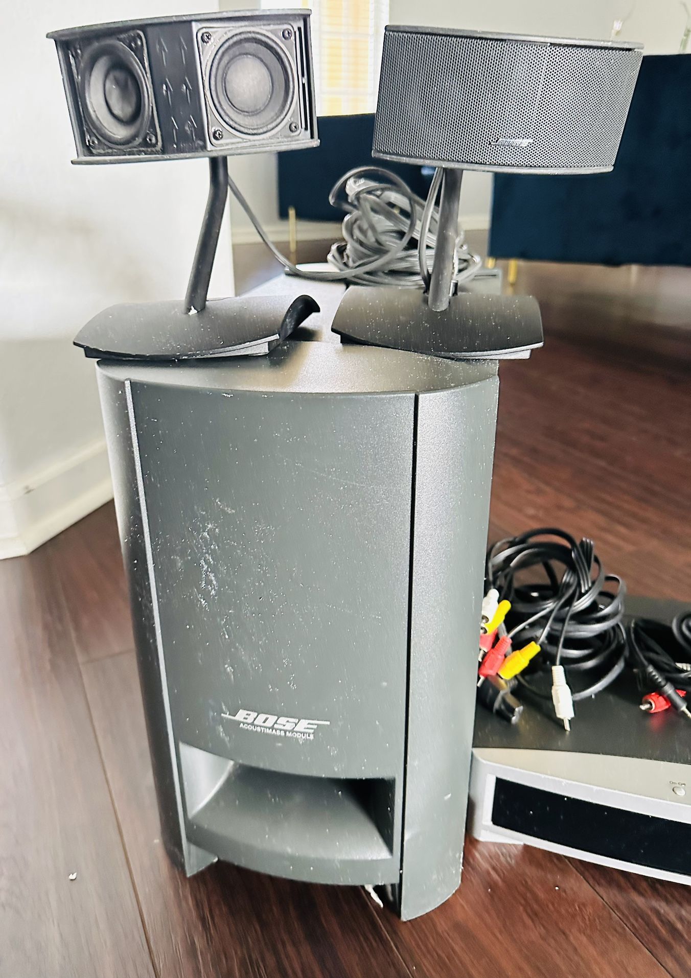 Bose PS3-2-1 II Powered Speaker System w/Media Center, Remote
